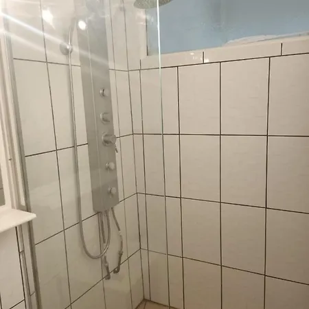 Le 105 _ Grand Studio En Centre Apartment